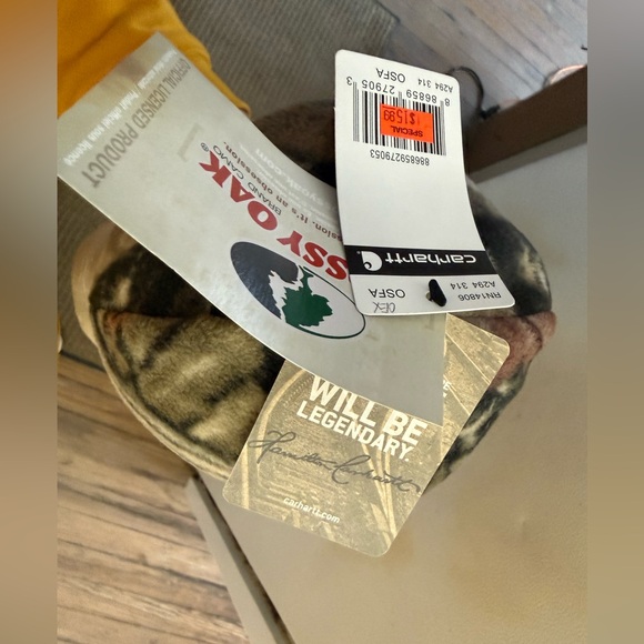 Carhartt Mossy Oak Camo Fleece Adult Beanie - Picture 4 of 4